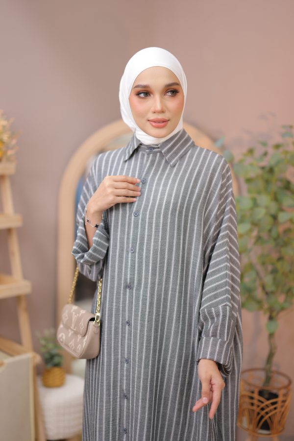 CAMELIA CHARCOAL