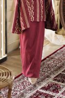 RANIA MAROON
