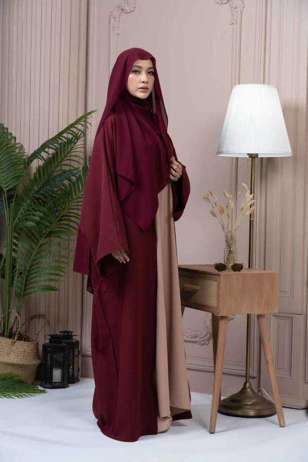 [Zulaikha] Deep Maroon